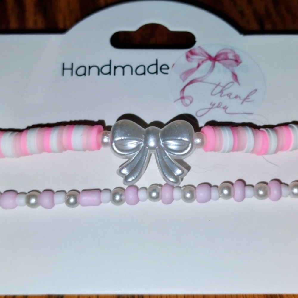 "Girls love Pink Bows" Handmade By: Ella's